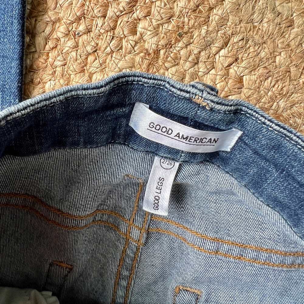Good American jeans - Picture 2 of 3